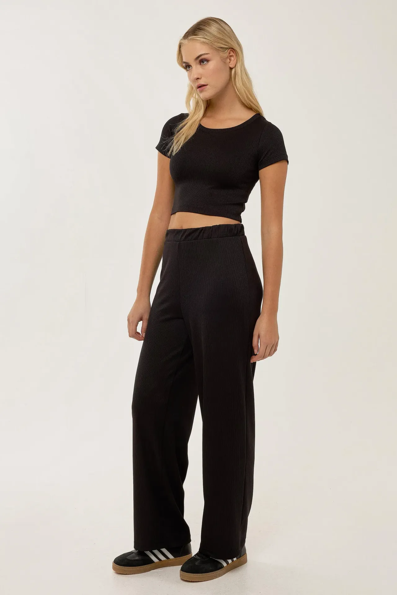 Knit Crop Shirt & Elastic Belt Pants Set