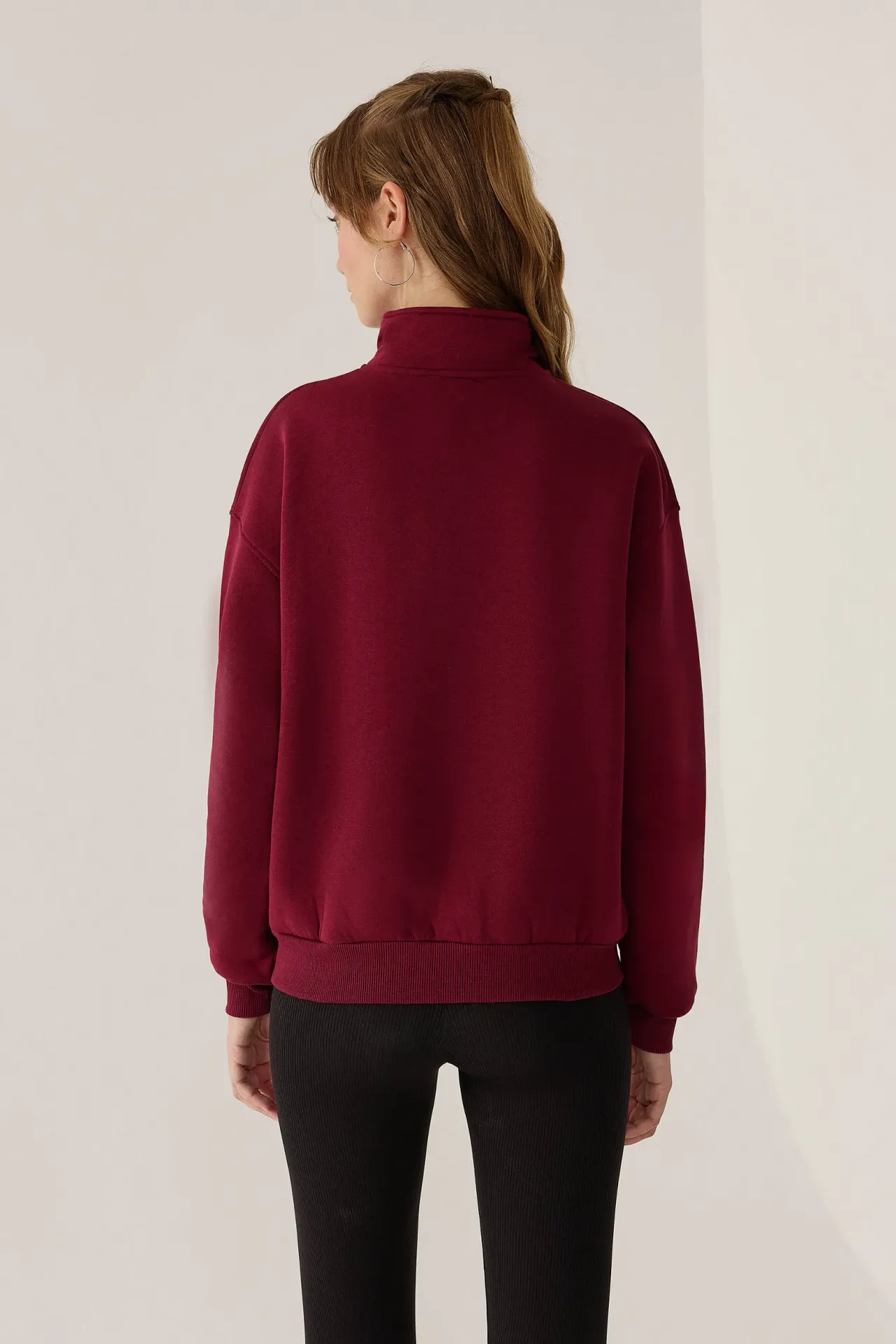 Relaxed Fit Zipper Collar Sweatshirt