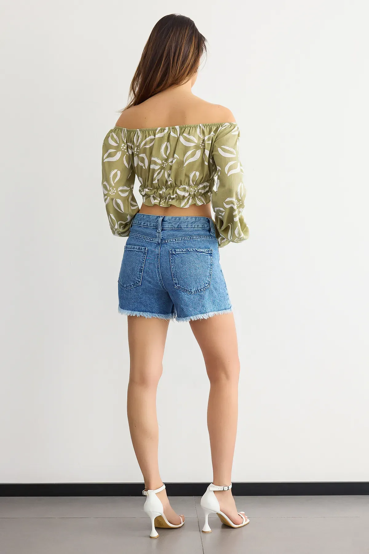 Patterned Off-Shoulder Long Sleeve Blouse with Sleeve Detail 4