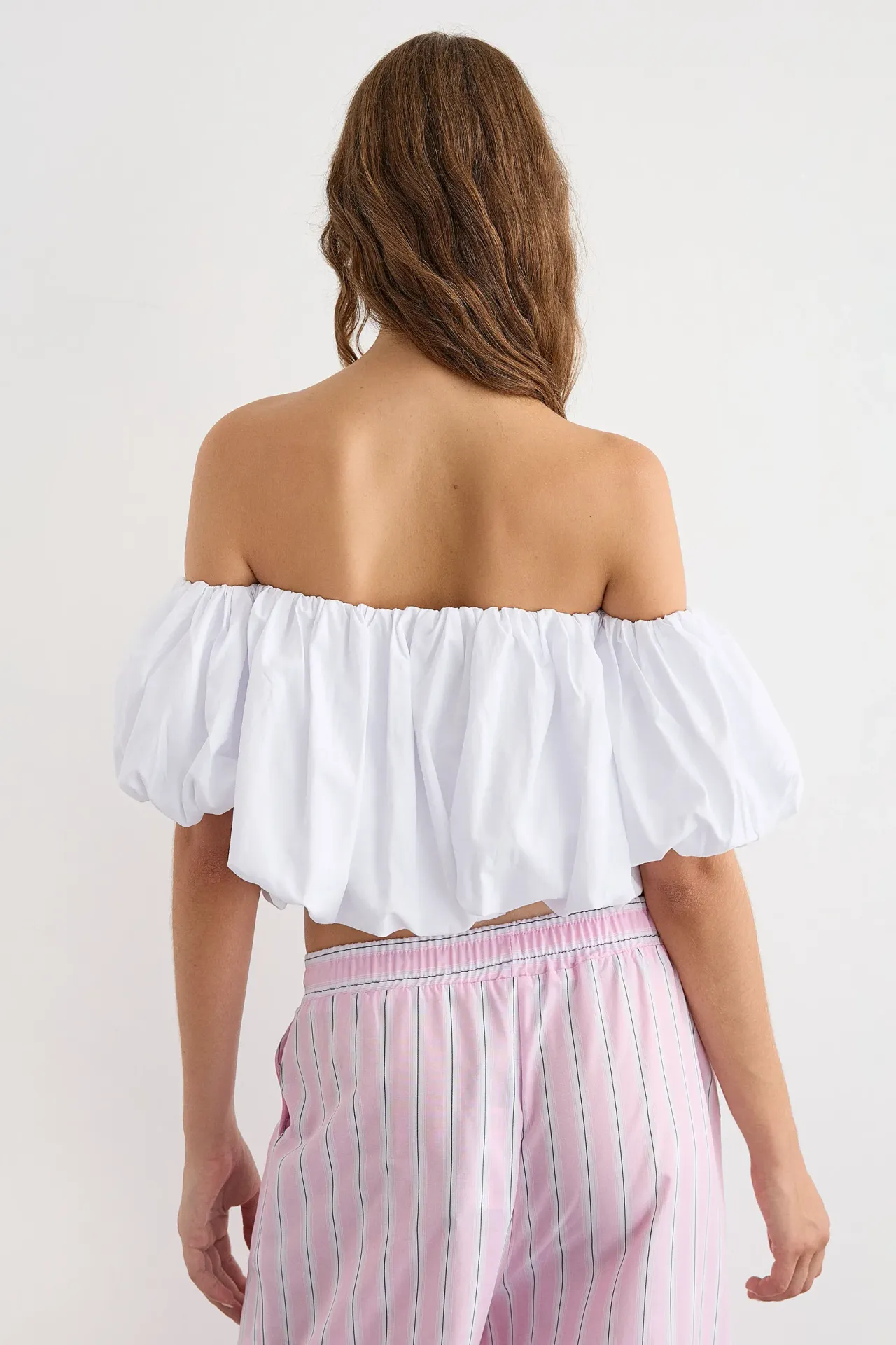 Cropped Balloon Sleeve Top