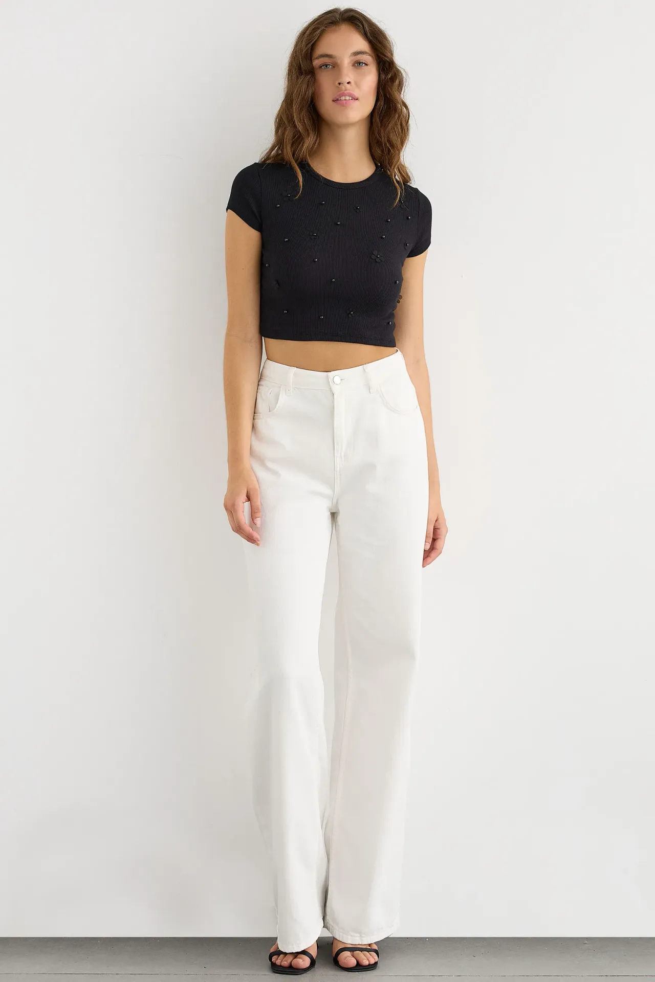Embroidered Short-Sleeve Tee
