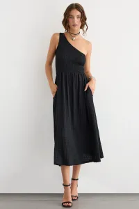 black-image-0