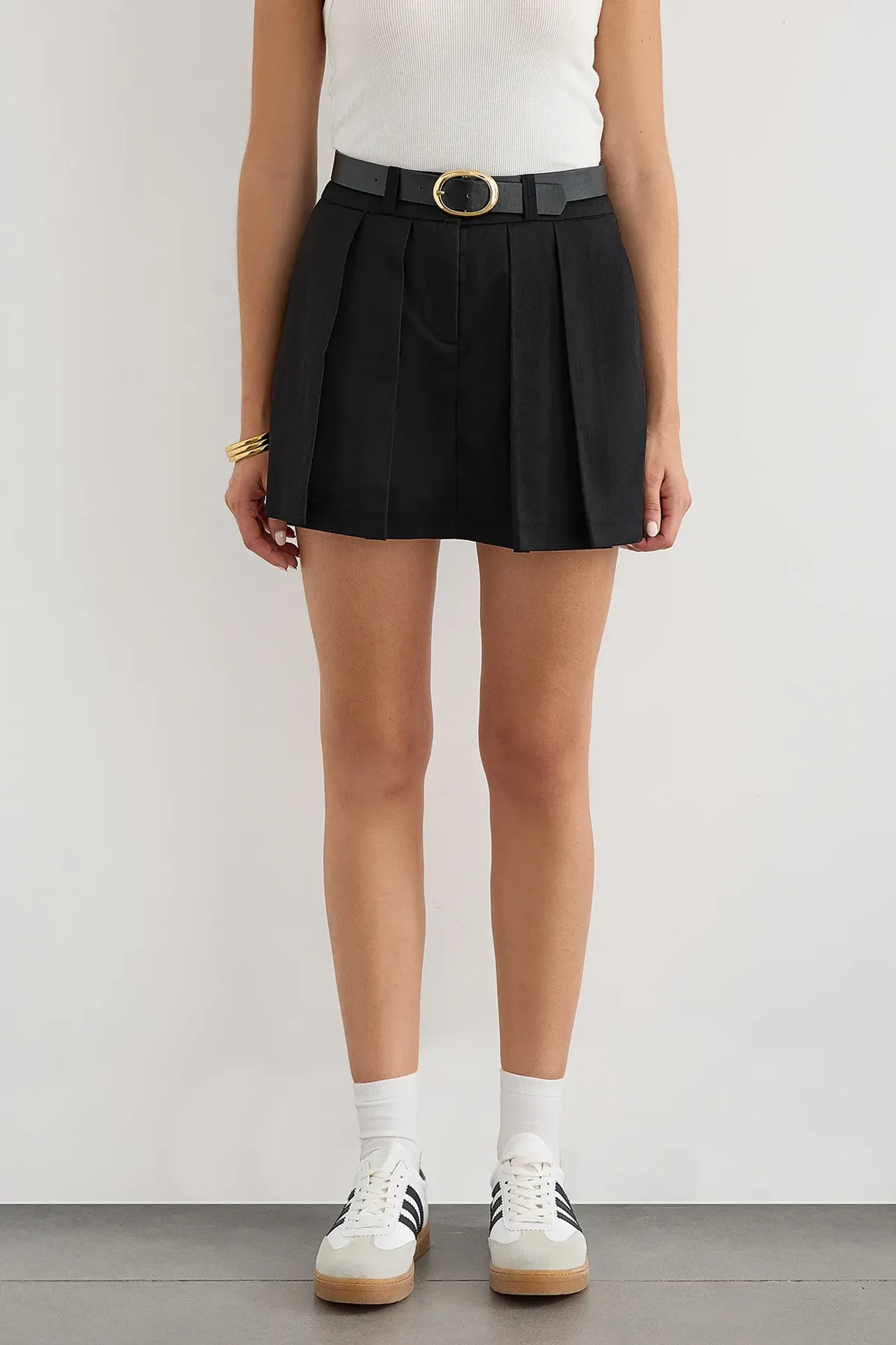 Pleated-Front Mid-Rise Cotton Skort