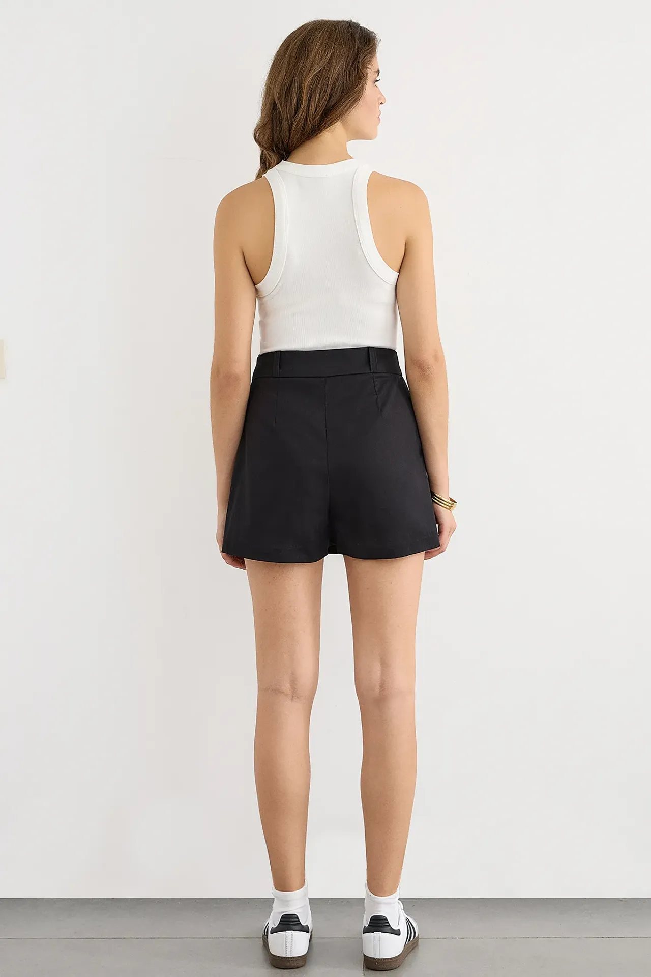 Pleated-Front Mid-Rise Cotton Skort