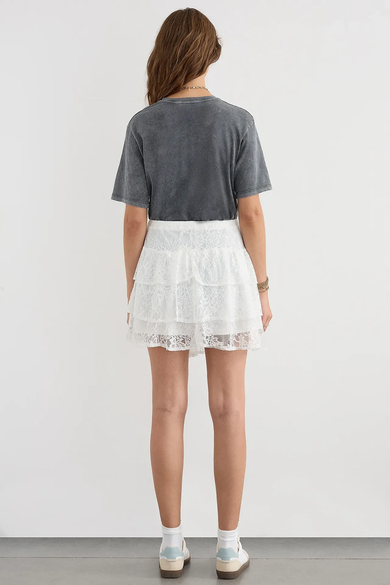 Ruffled Lace Elastic Waist Mini Skirt