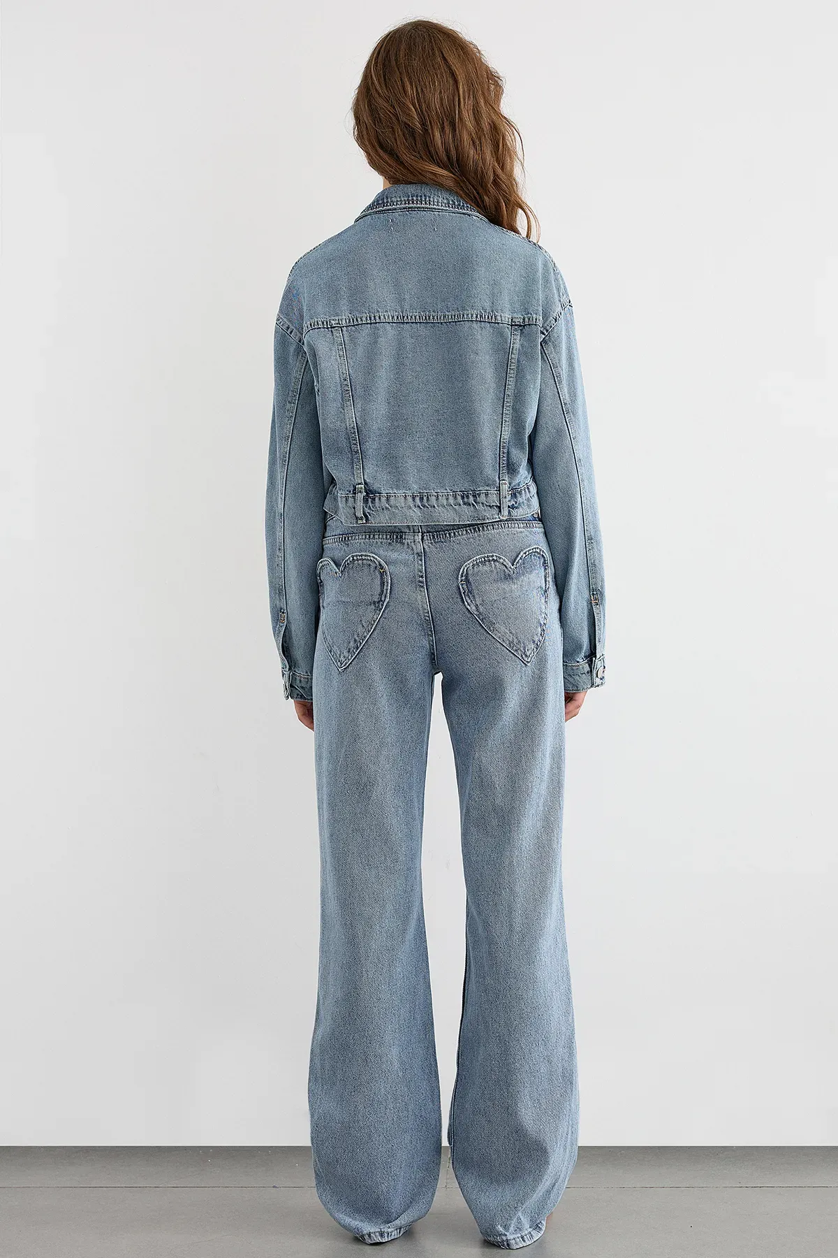 Heart Pocket Straight-Leg Mid-Rise Jeans 4