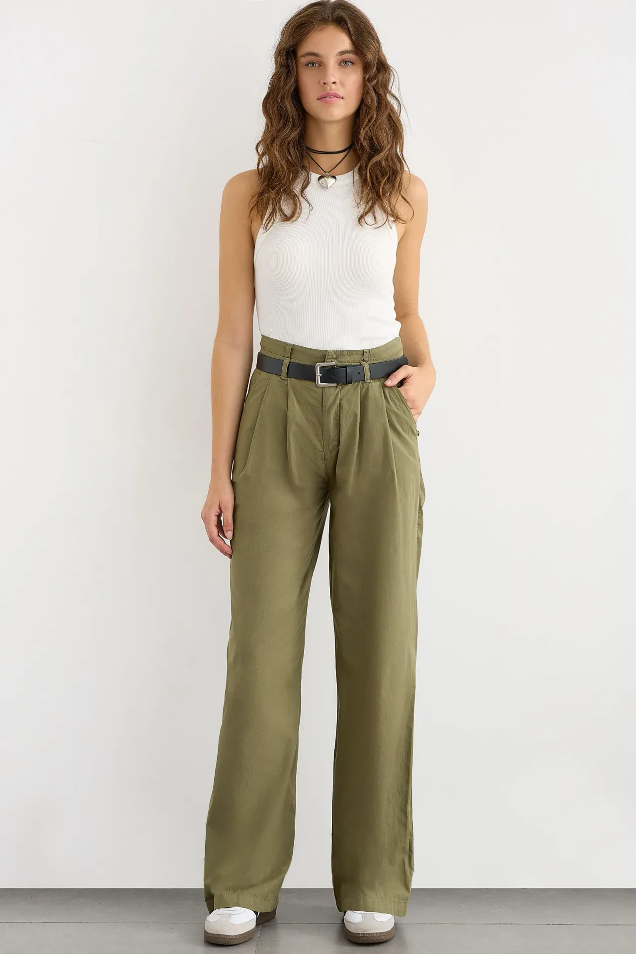 High-Waist Pleated Straight-Leg Pants with Waist Detail