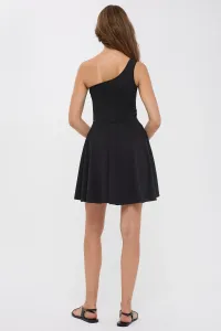 black-image-3