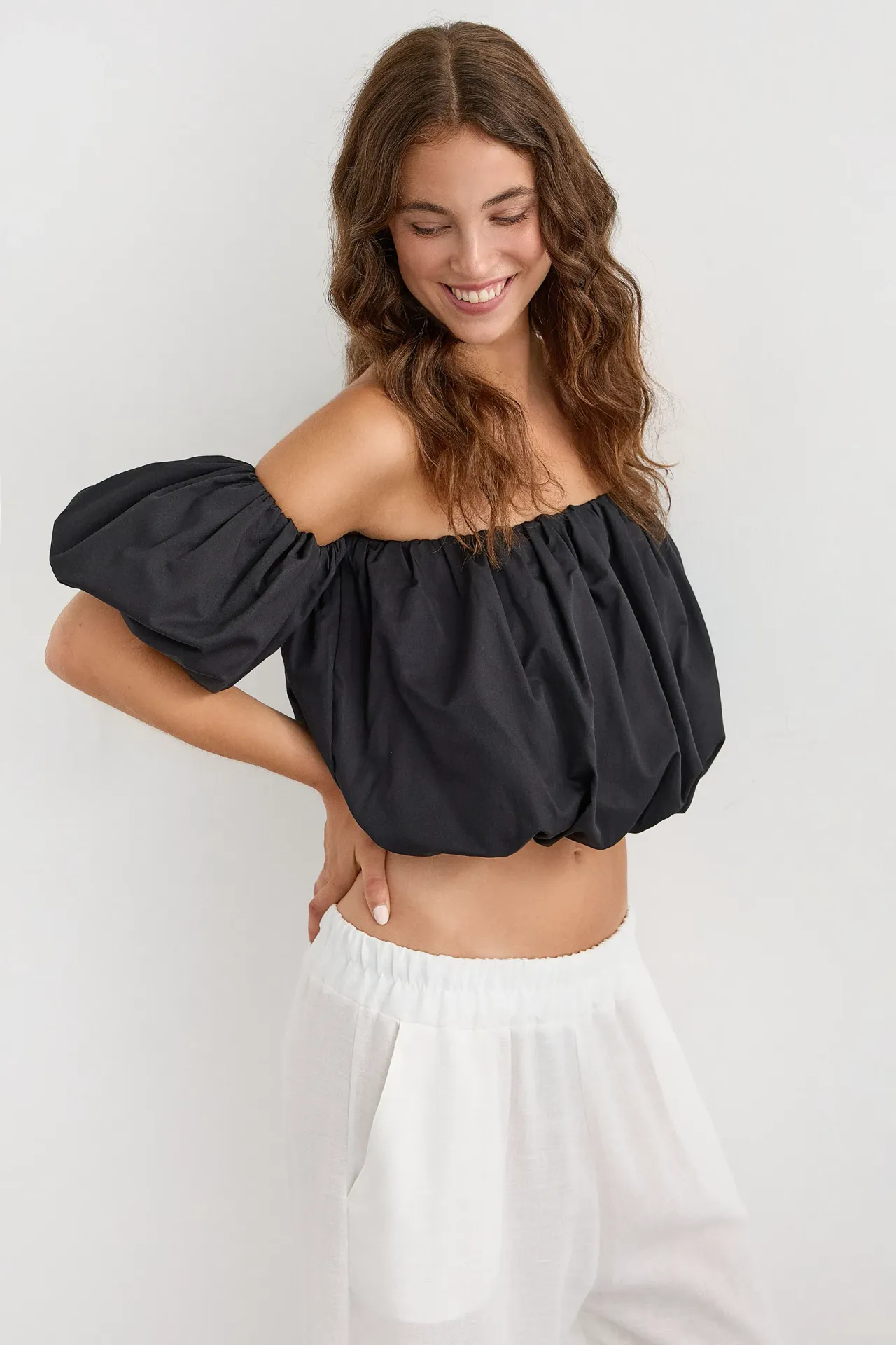 Cropped Balloon Sleeve Top