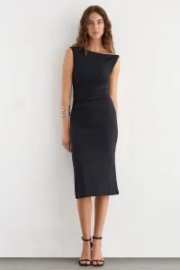 black-image-0