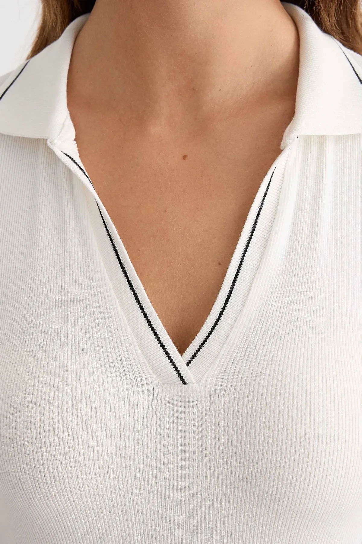 Short Sleeve Ribbed Tee with Shirt Collar 5