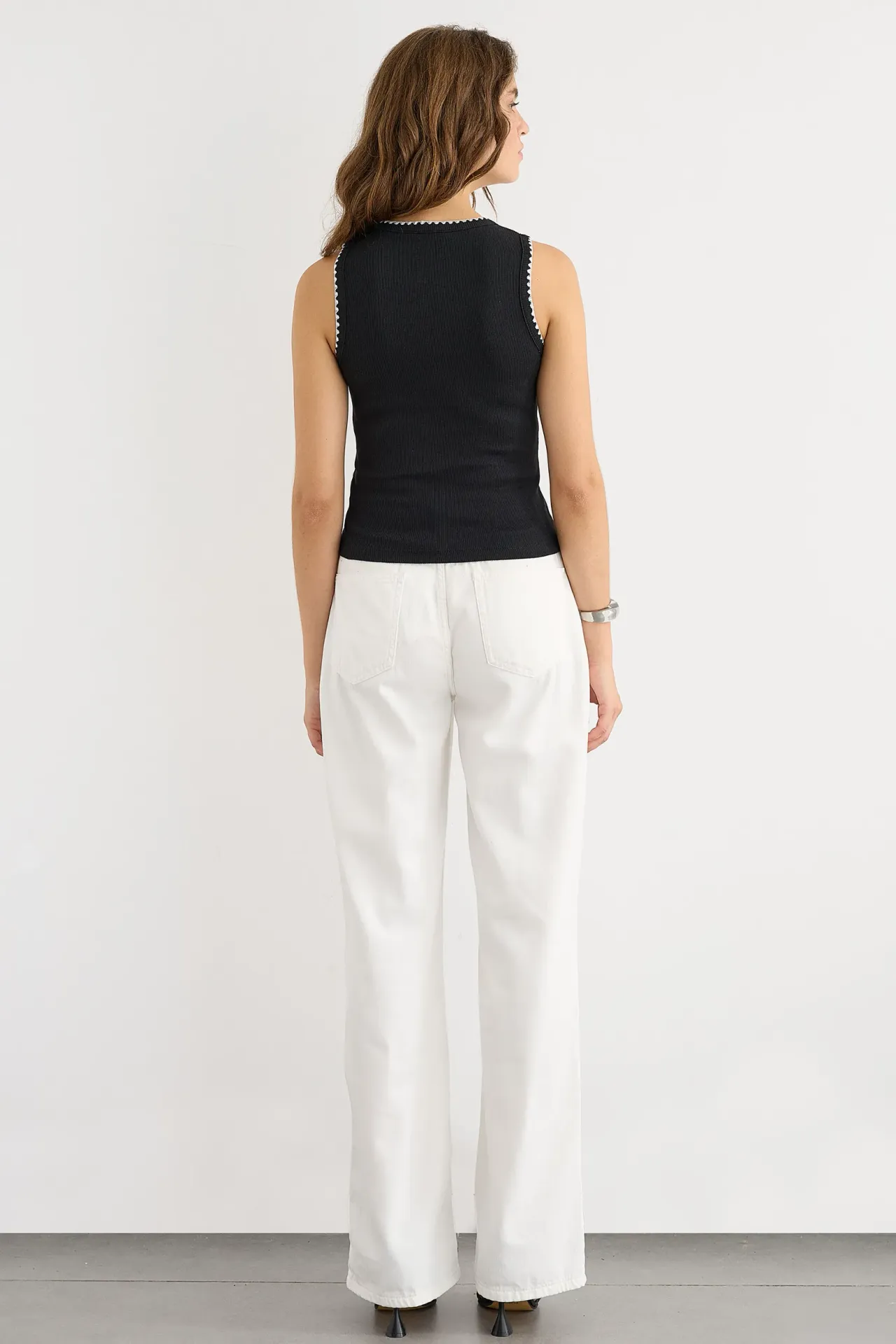 Contrast Detail Sleeveless Blouse with Blanket Stitch