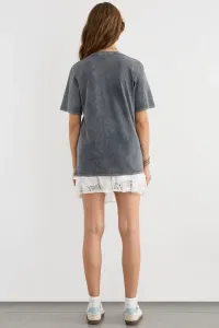grey-image-3