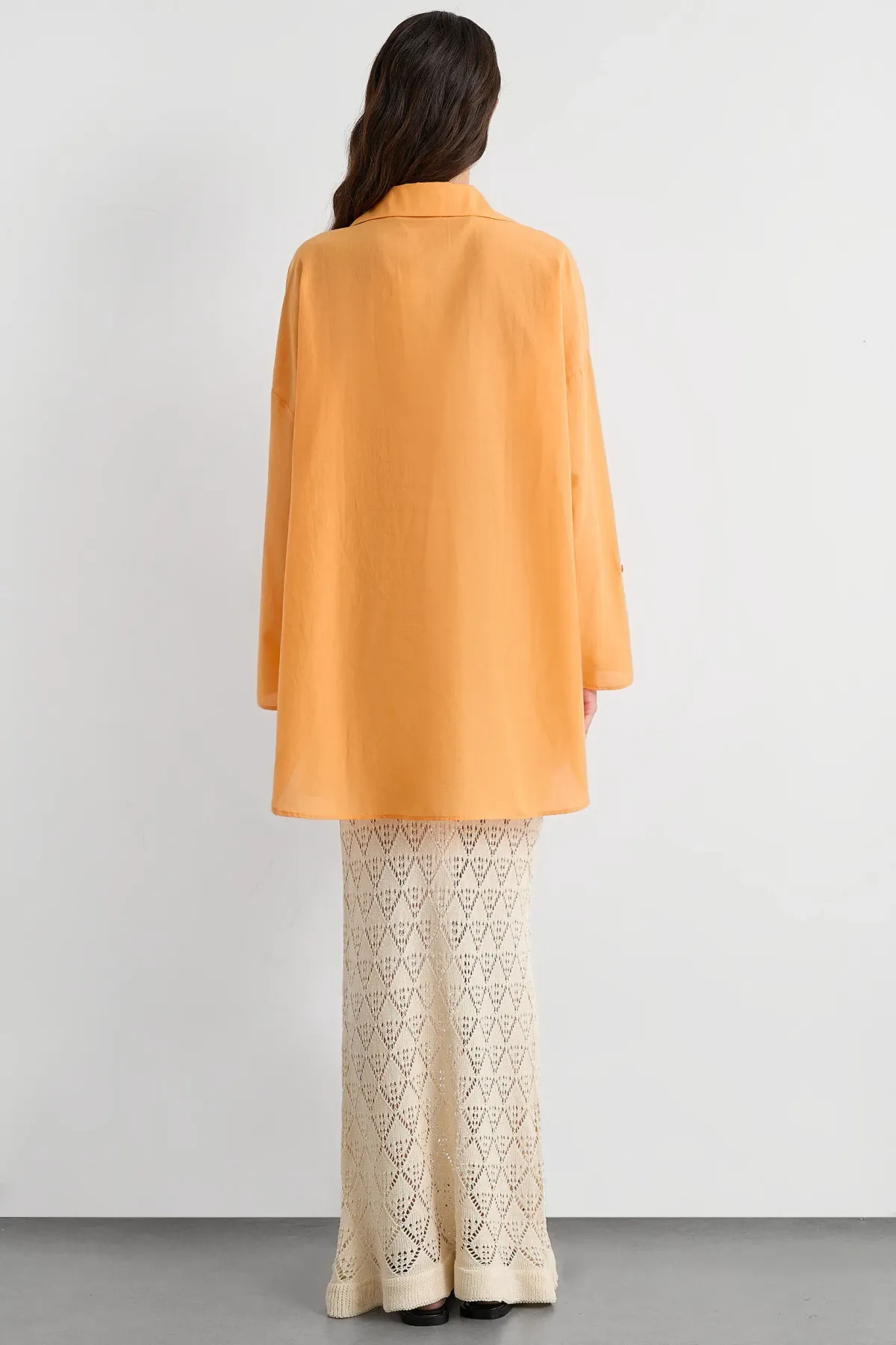 Oversized Long Sleeve Buttoned Shirt 4