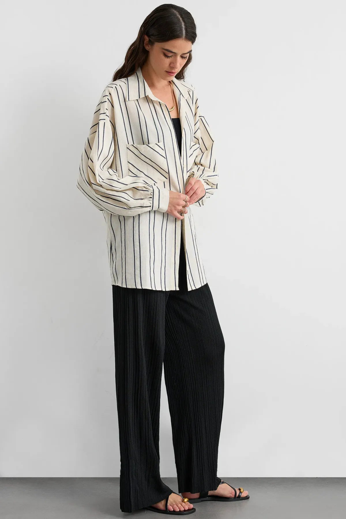 Striped Long-Sleeve Shirt with Shirt Collar and Pocket 3