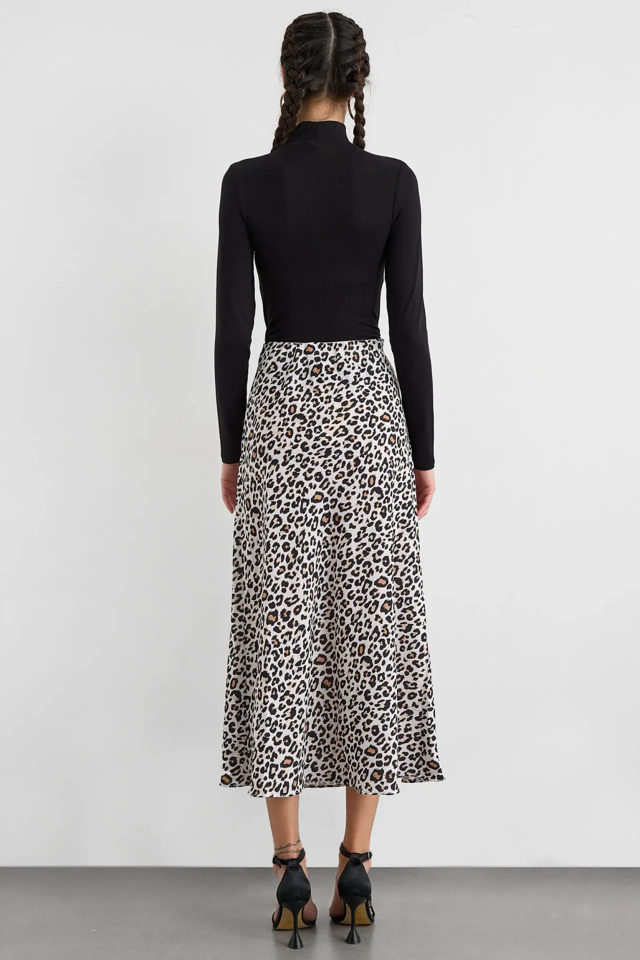 Animal Printed Elastic Waist Midi Skirt