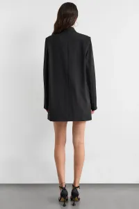 black-image-4