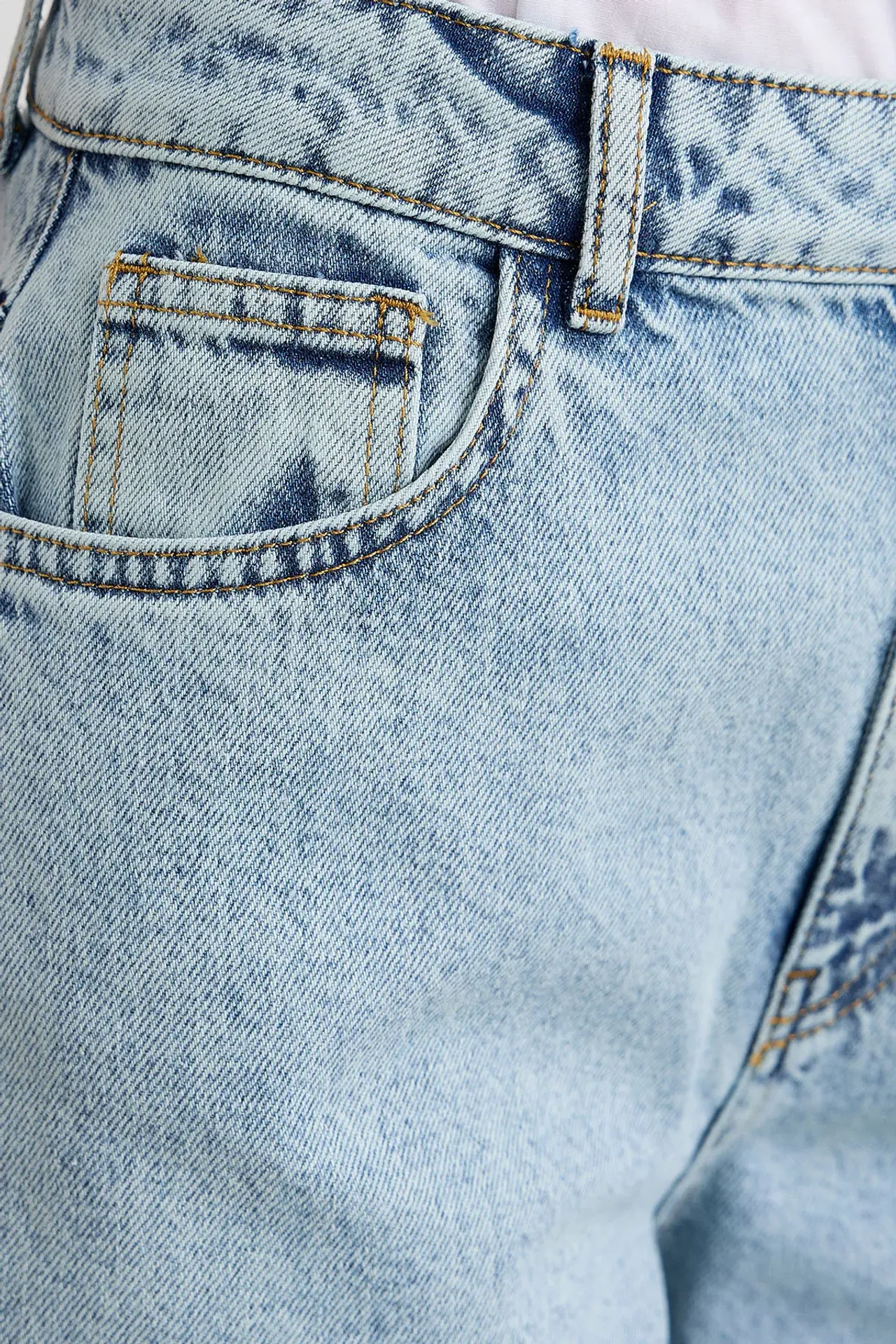 High Waist Straight Leg Jeans