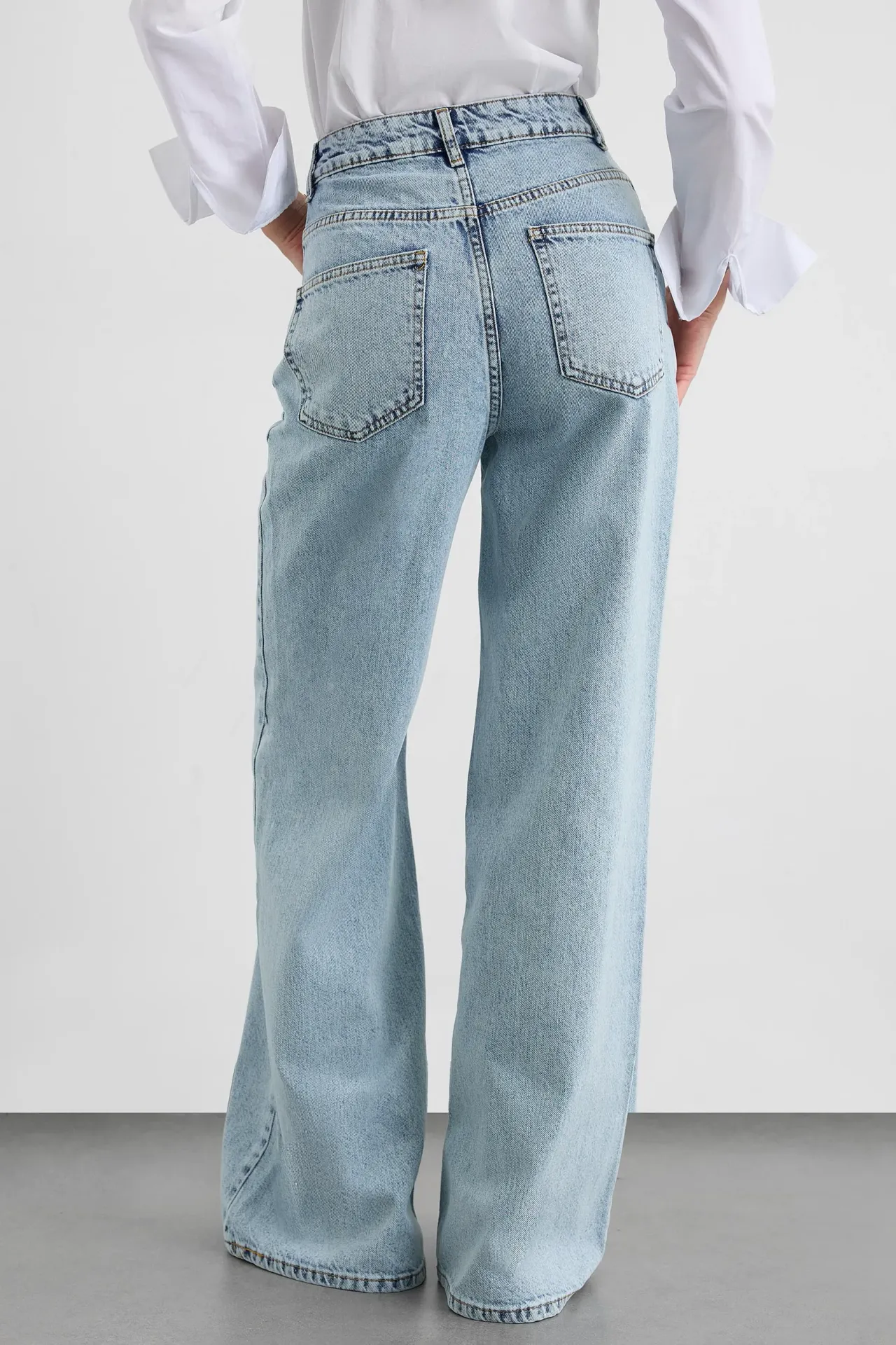 High Waist Straight Leg Jeans