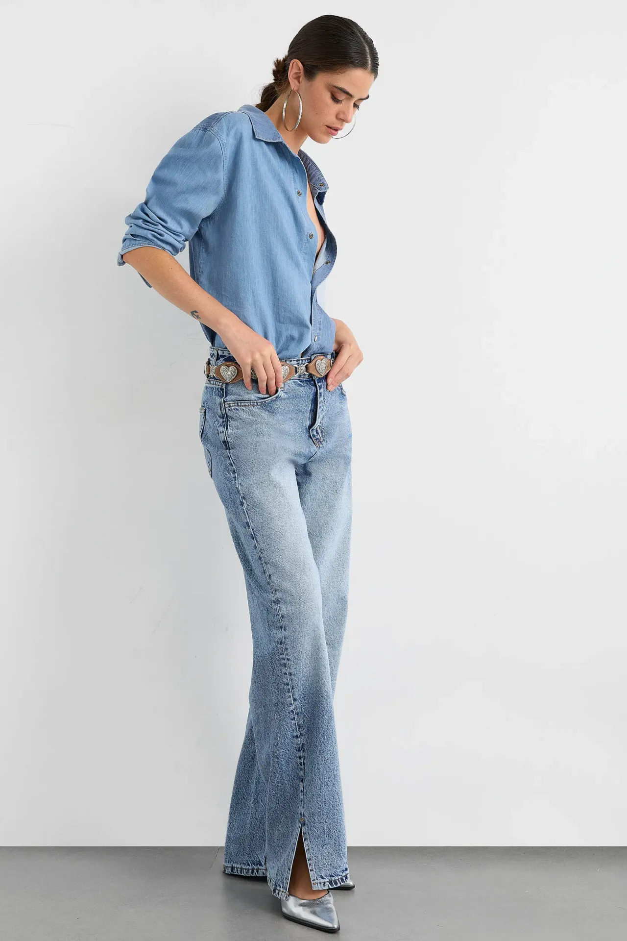 Mid Rise Side Slit Straight Leg Jeans