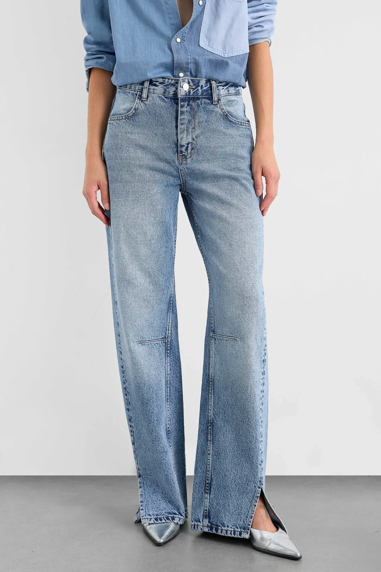 Mid Rise Side Slit Straight Leg Jeans