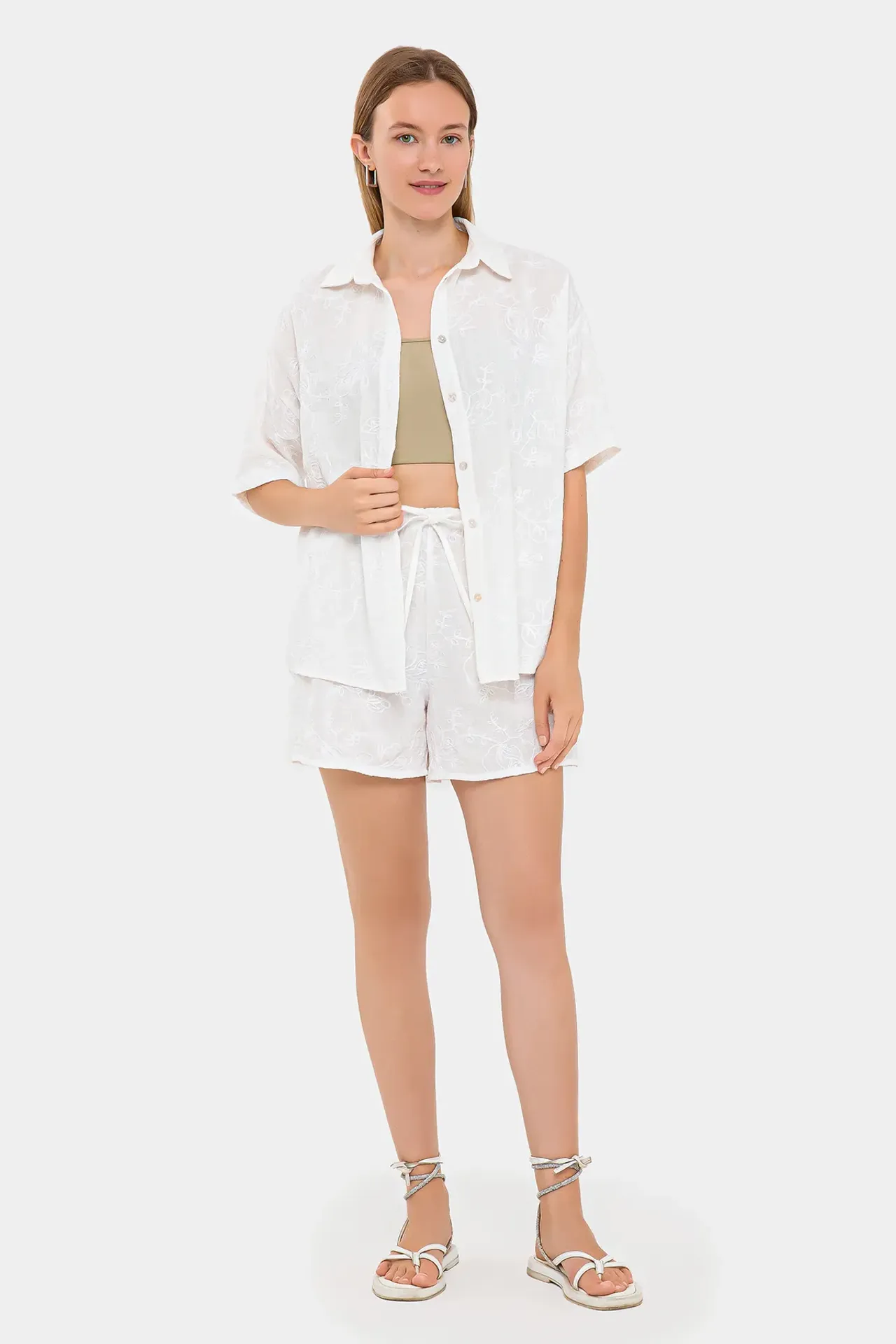 Embroidered Knitted Coords Set with Short-Sleeve Top and Mini Shorts