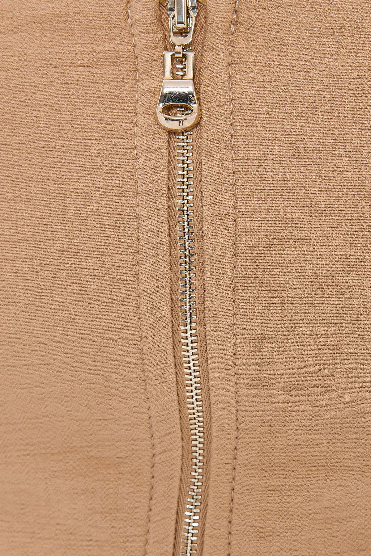 Square Neck Sleeveless Cropped Top with Zip Detail 5
