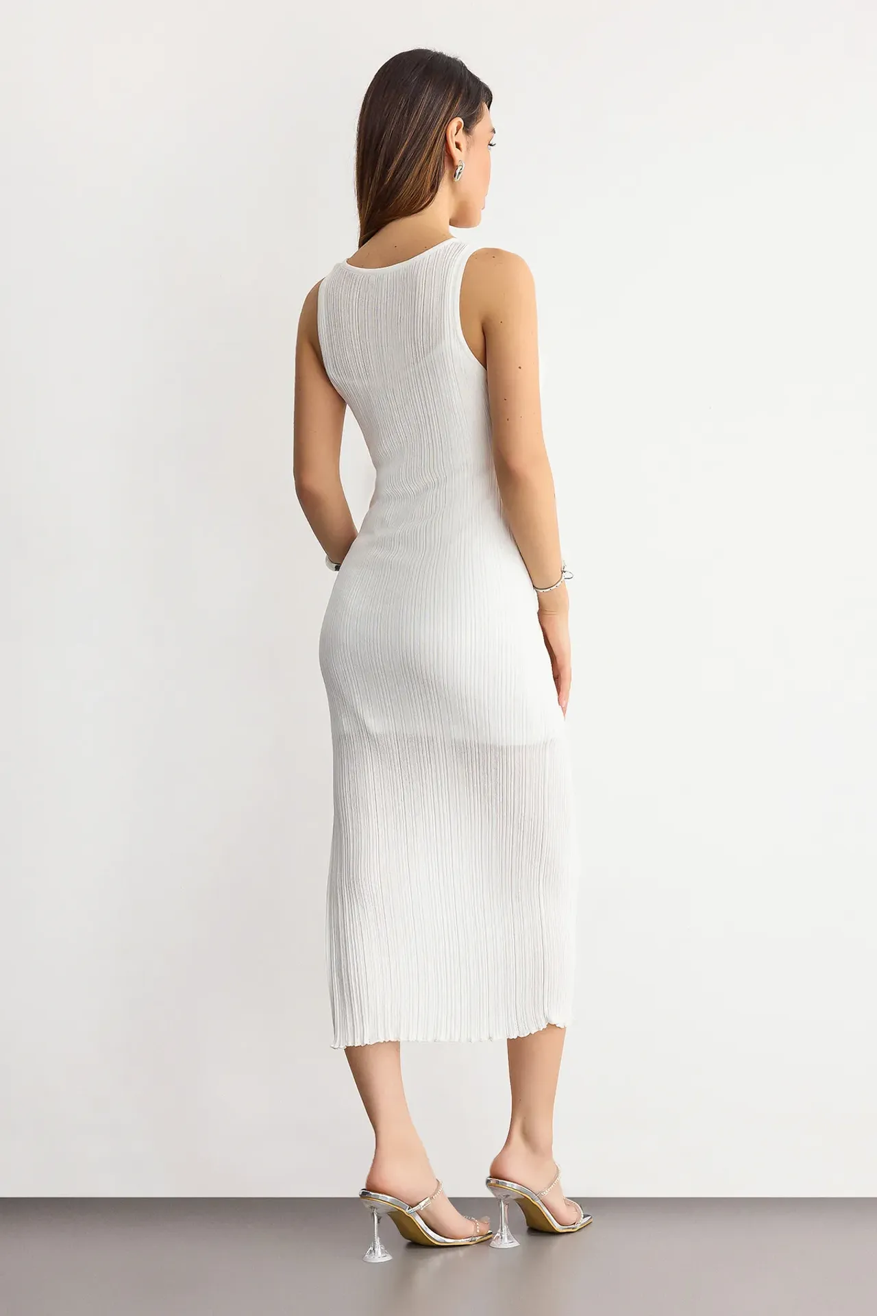 Sleeveless Knitted Textured Midi Dress with Side-Slit