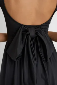 black-image-4