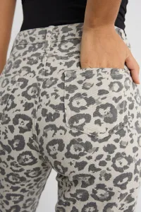 grey-image-5