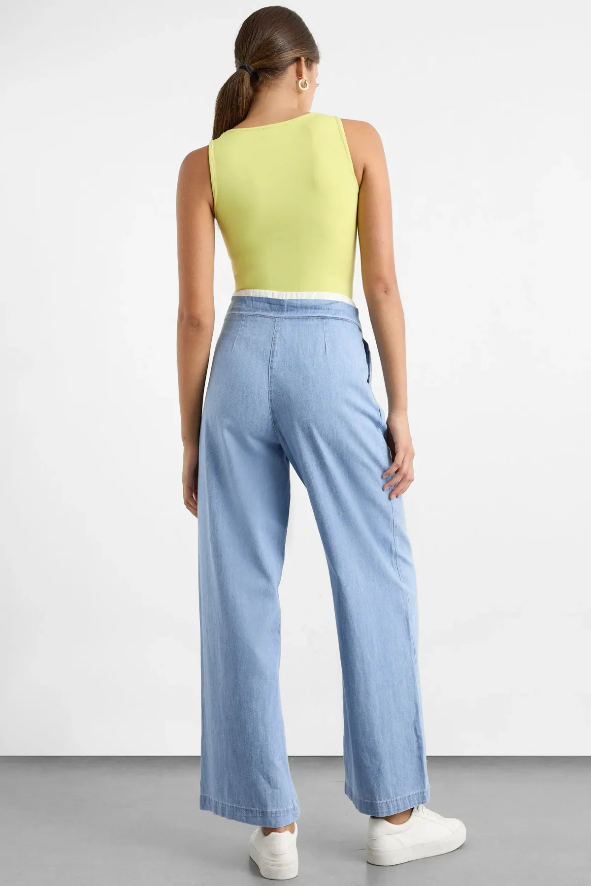 Straight-Leg Pants with Double Belt 4