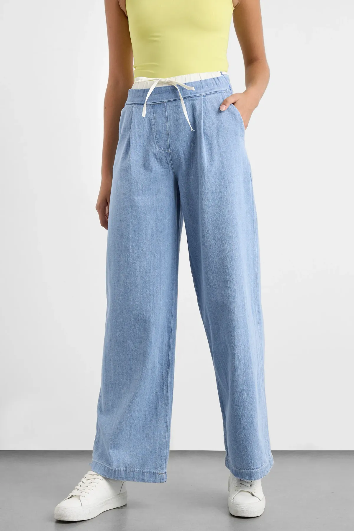 Straight-Leg Pants with Double Belt 2