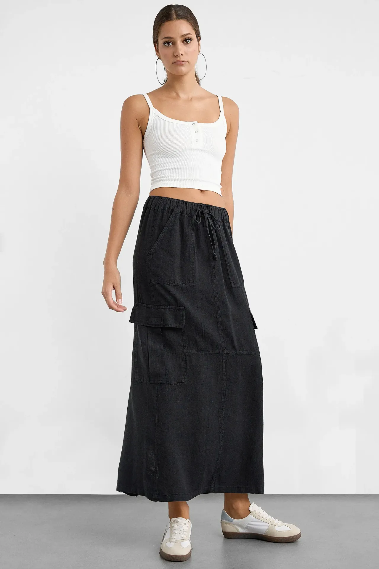 Mid Rise Cargo Skirt with Back Slit