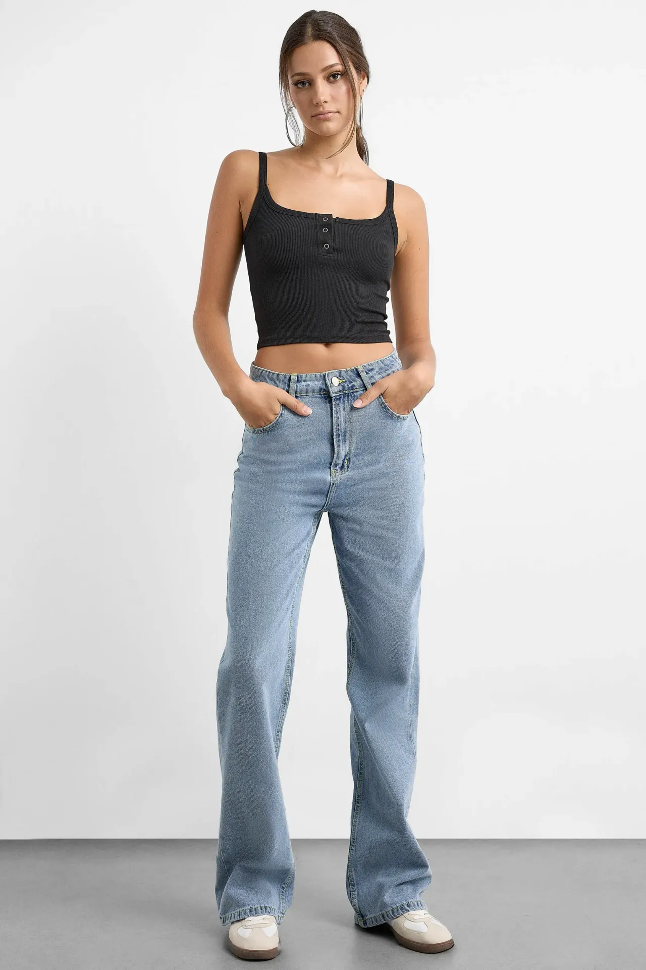 Sleeveless Ribbed Camisole with Snap Detail