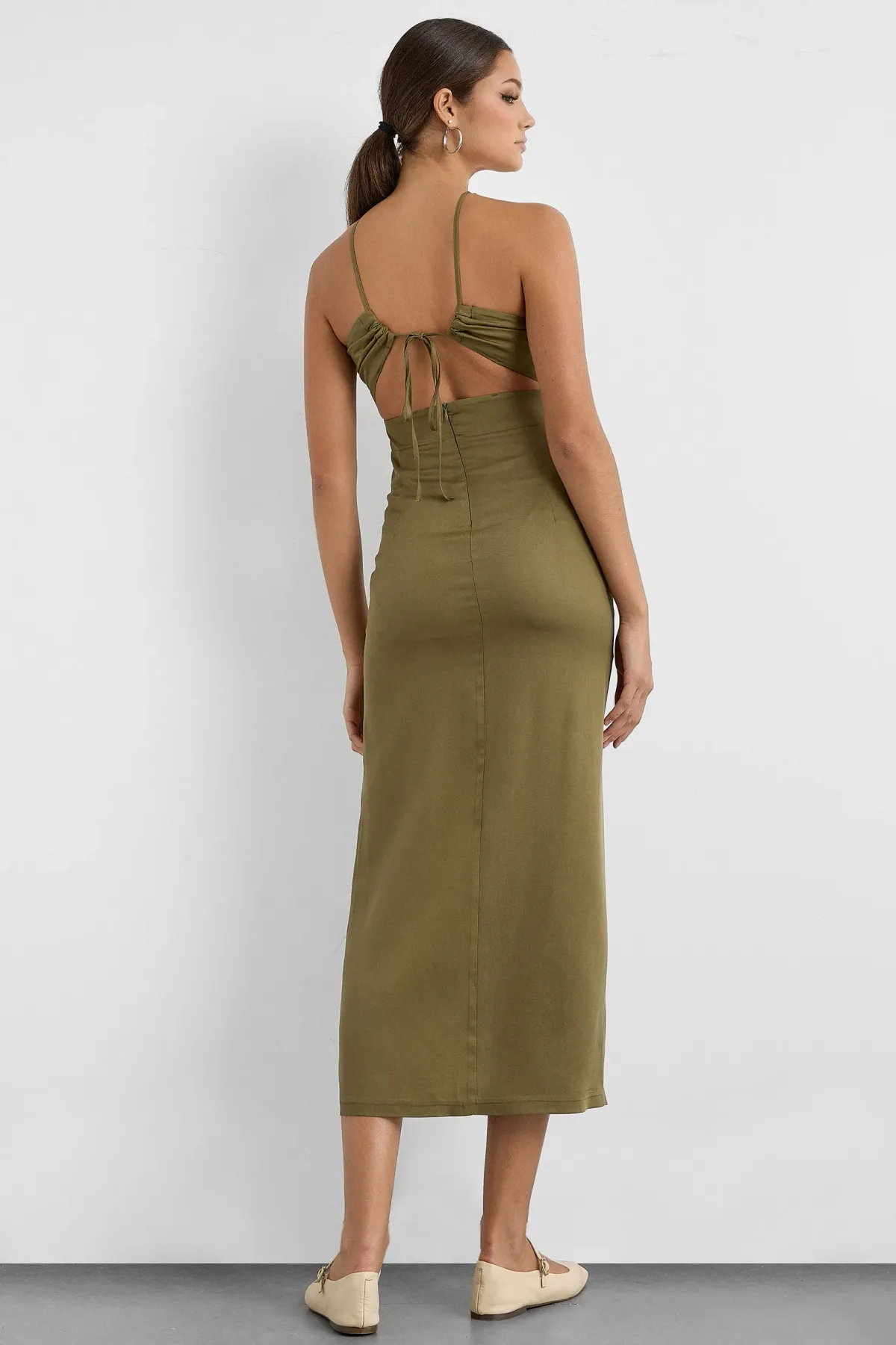Cross Neck Bodycon Midi Dress with Slit and Drawstring Detail 4