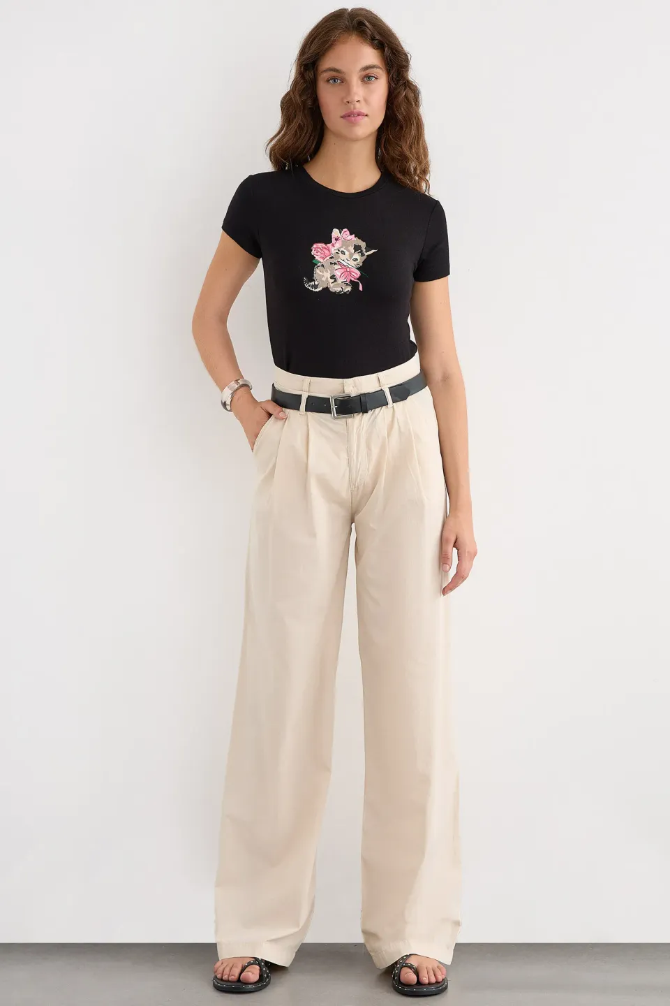High-Waist Pleated Straight-Leg Pants with Waist Detail