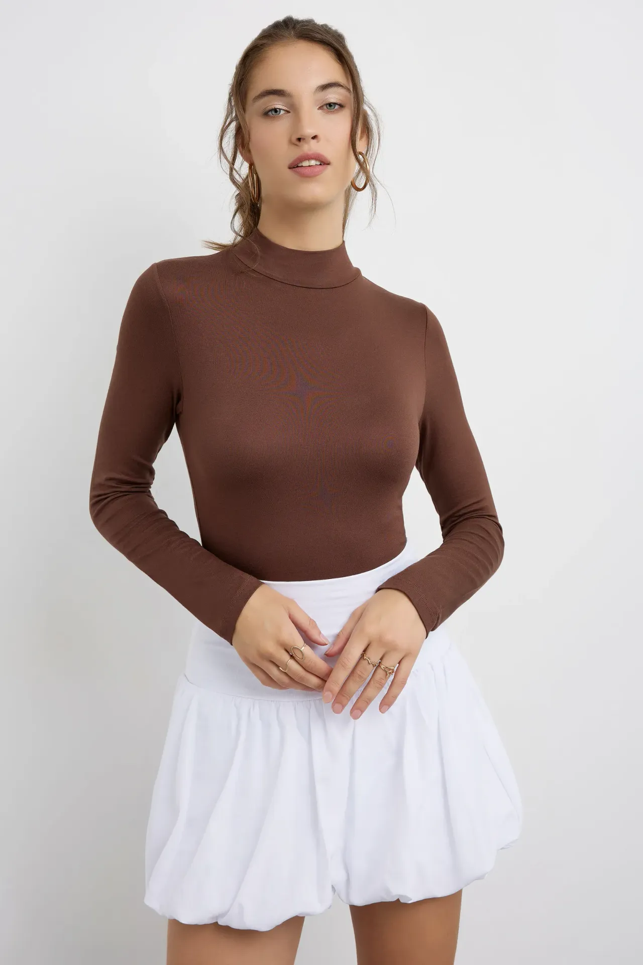 Basic High-Neck Top