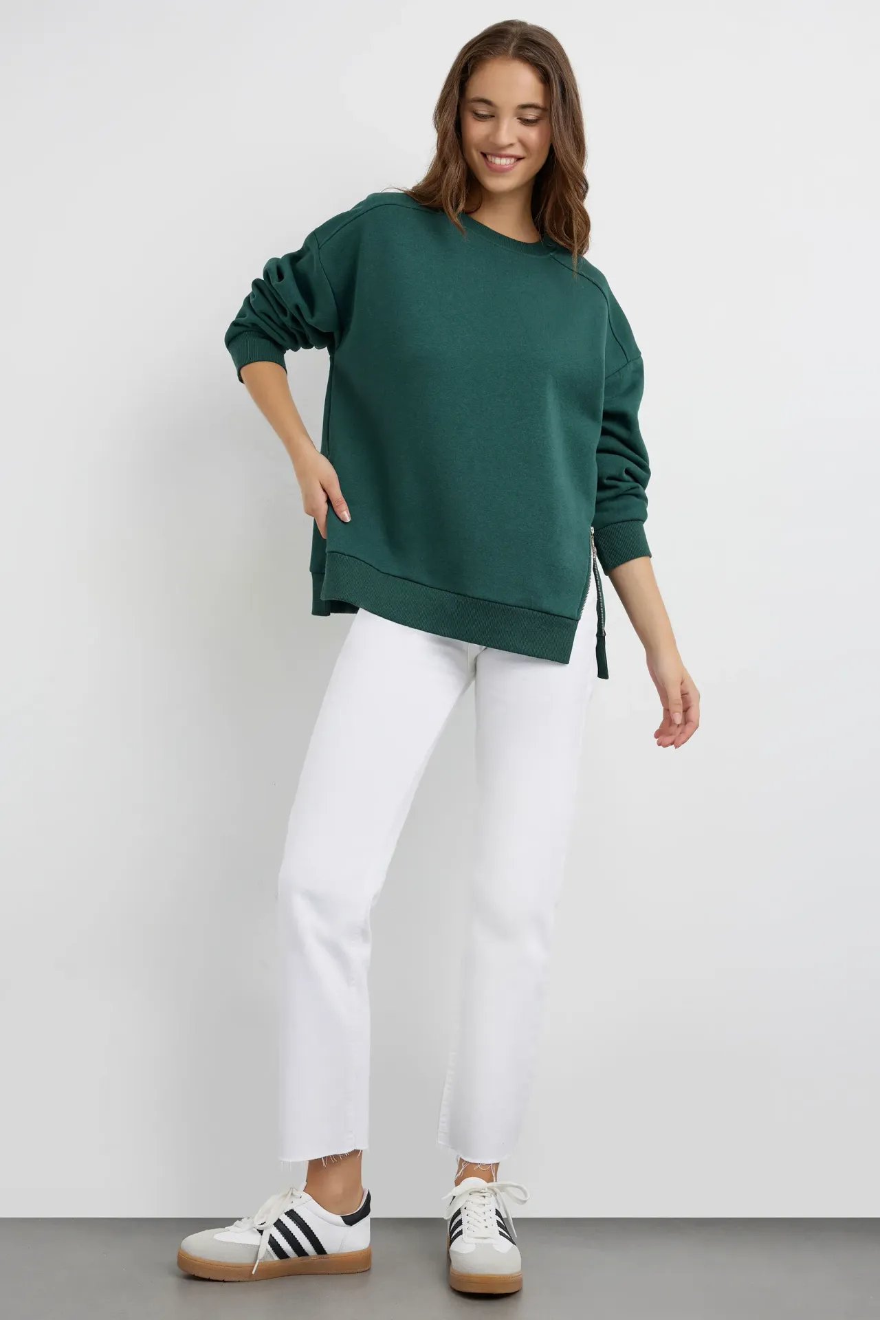Oversized Zip-Detail Sweatshirt