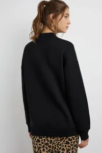 black-image-4