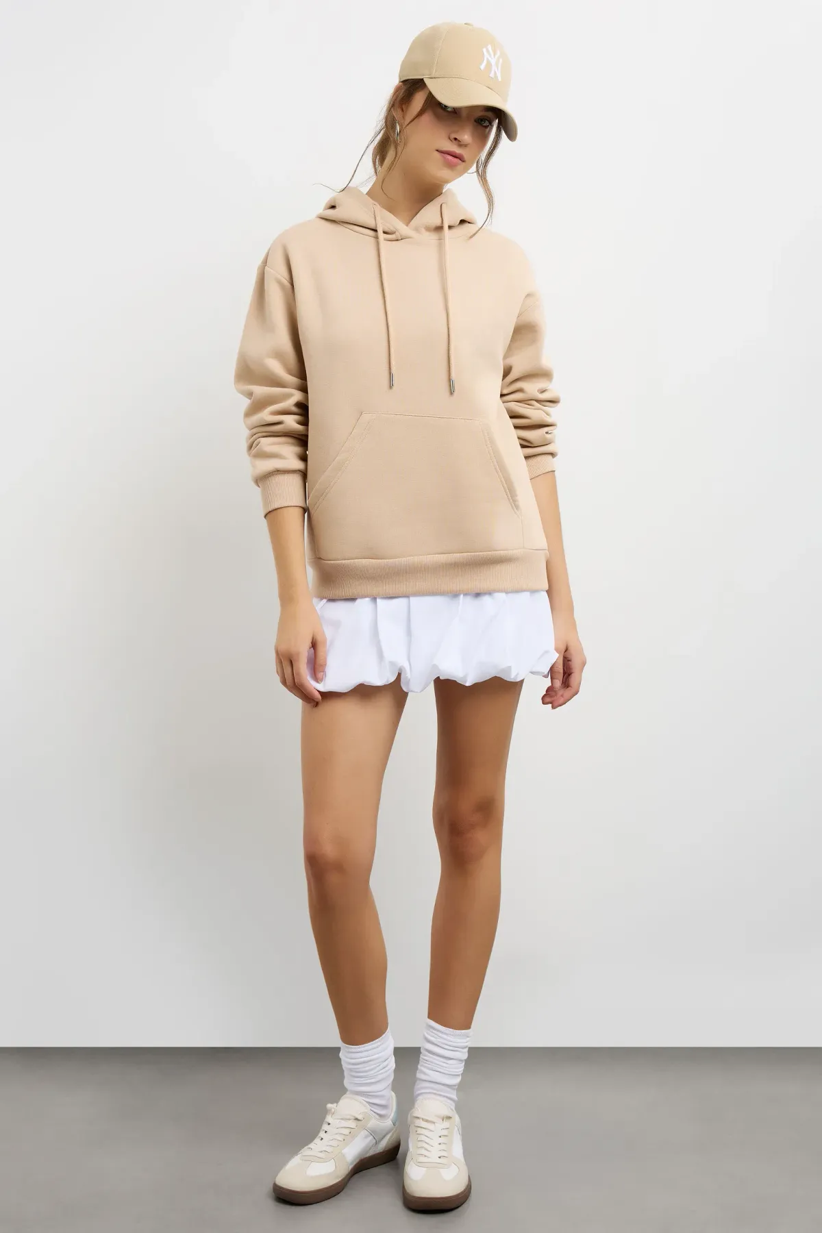 Oversized Basic Hoodie 2