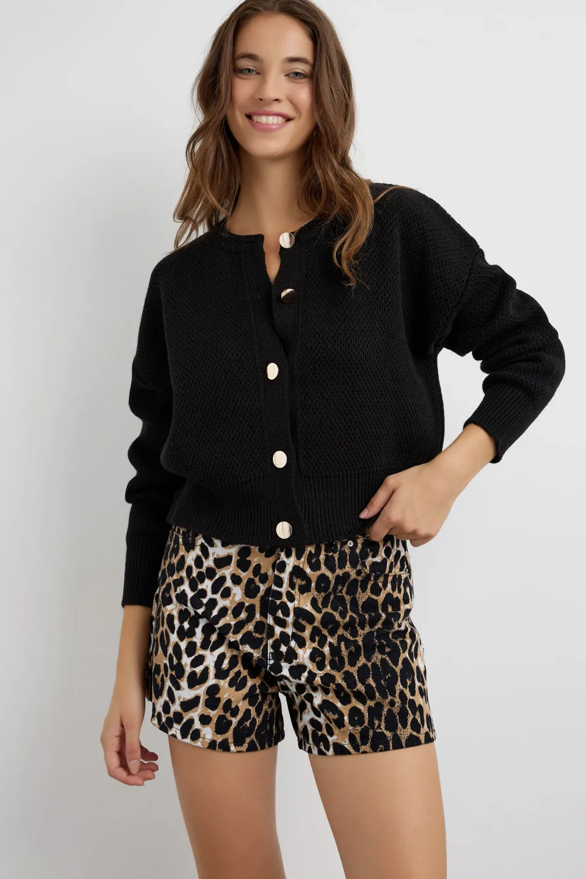 Textured Buttoned Cardigan 1