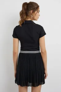 black-image-3