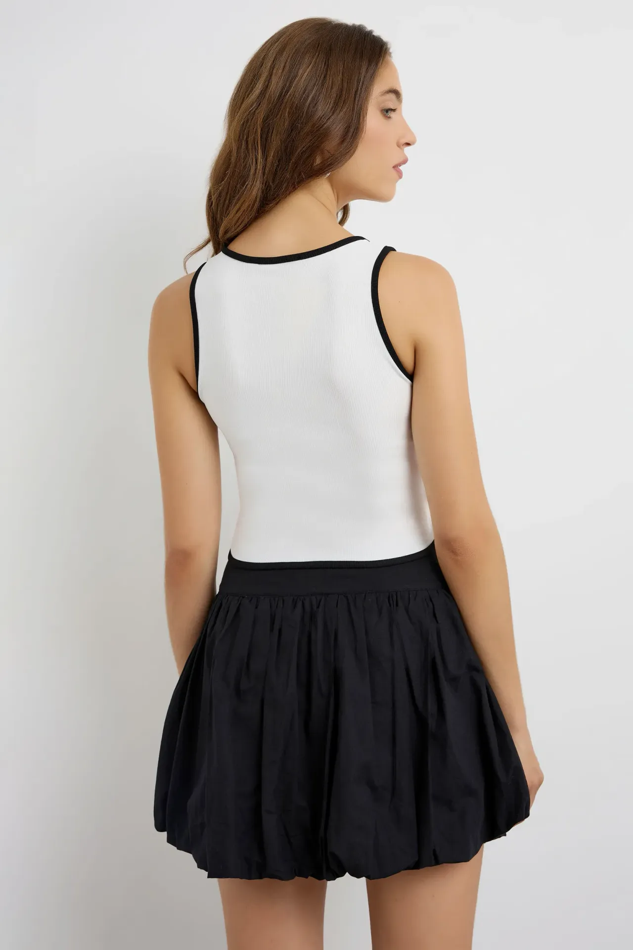 Contrast Zip-Detail Sleeveless Crop Top