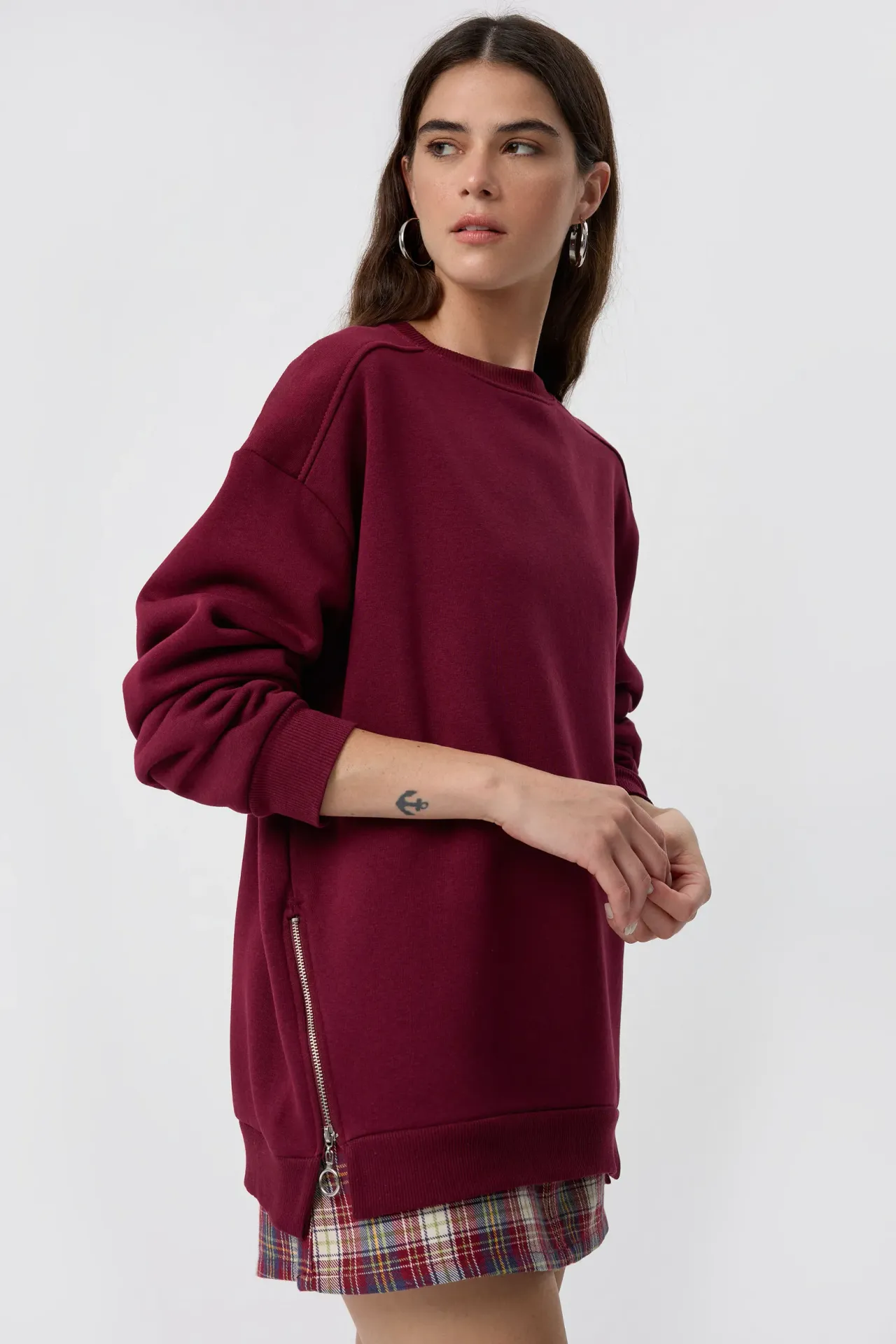 Oversized Zip-Detail Sweatshirt