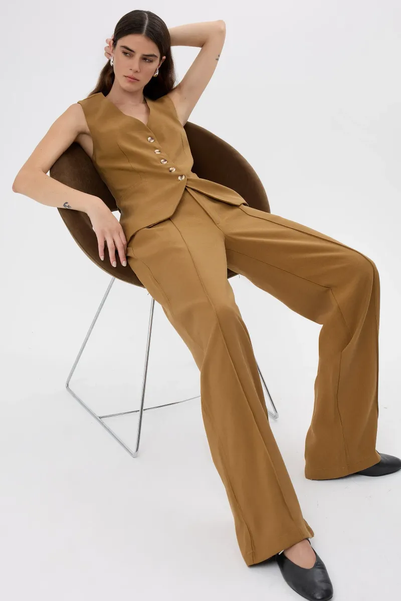 High-Waist Wide-Leg Pants 3