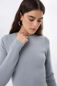 grey-image-5