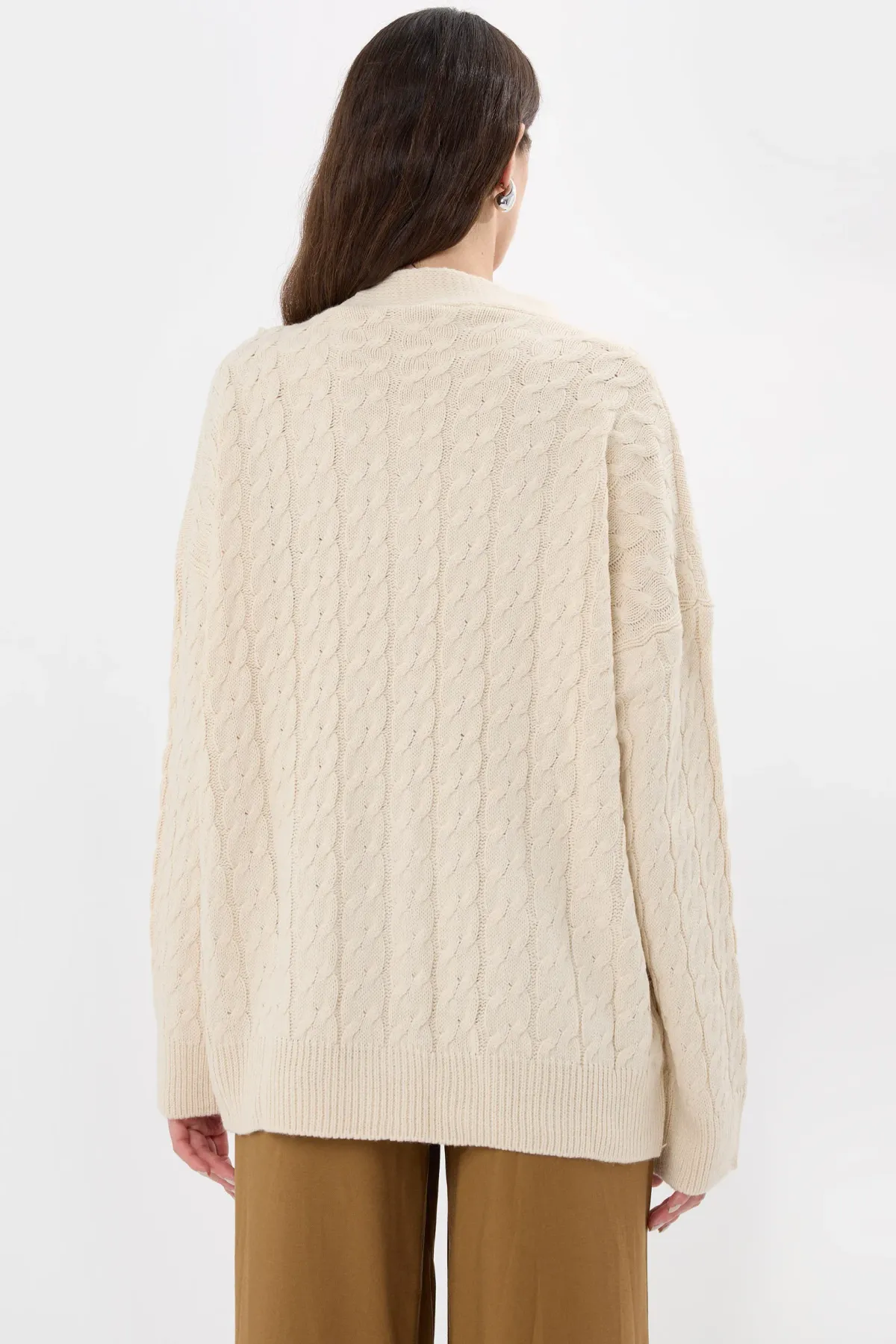 Oversized Knitted Buttoned Cardigan 6