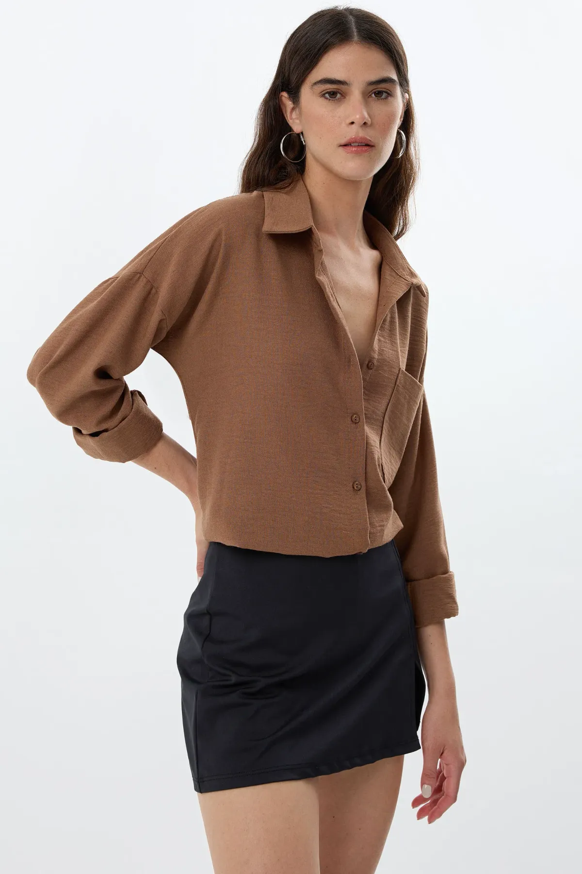 Linen Oversized Shirt with a Pocket 2