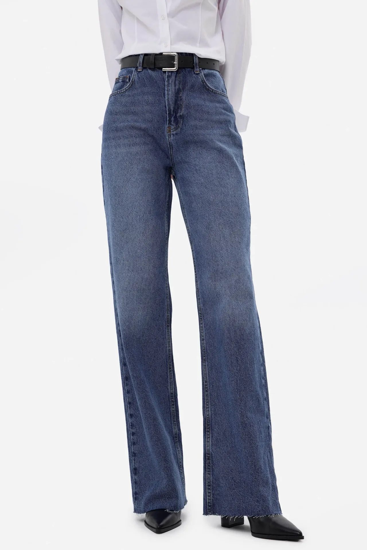 Wide-Leg High-Waist Denim Jeans