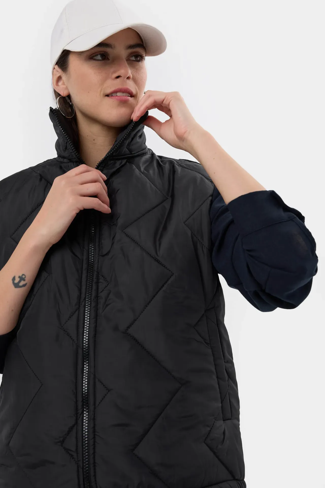 Stitch Detailed Vest